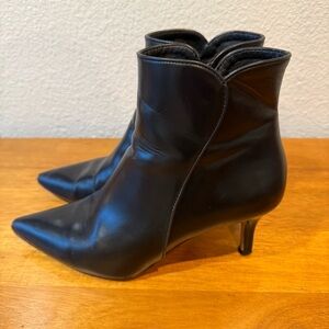 Lauren Blakwell Francis Elegant Black Ankle Boots - Size 10